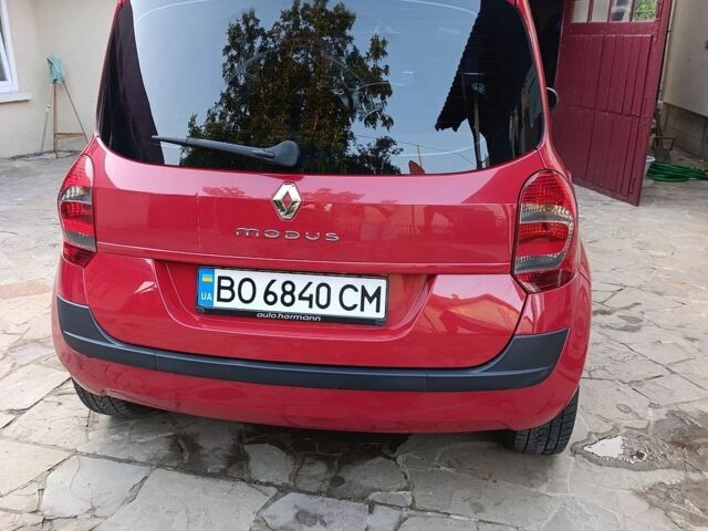 Красный Рено Модус, объемом двигателя 1.15 л и пробегом 80 тыс. км за 5300 $, фото 1 на Automoto.ua