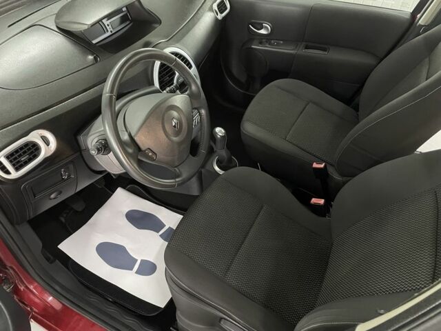 Красный Рено Модус, объемом двигателя 1.5 л и пробегом 138 тыс. км за 5200 $, фото 21 на Automoto.ua