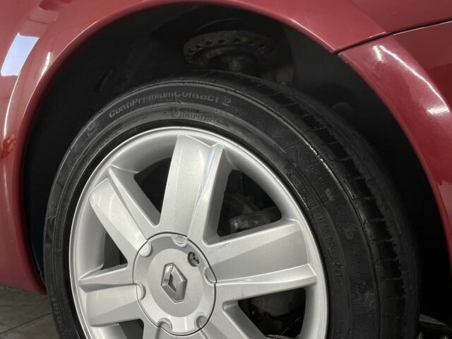 Красный Рено Модус, объемом двигателя 1.5 л и пробегом 138 тыс. км за 5200 $, фото 5 на Automoto.ua