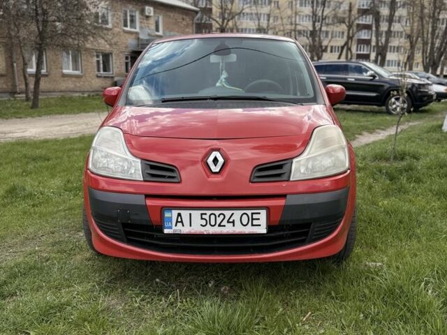 Красный Рено Модус, объемом двигателя 1.5 л и пробегом 230 тыс. км за 5500 $, фото 7 на Automoto.ua