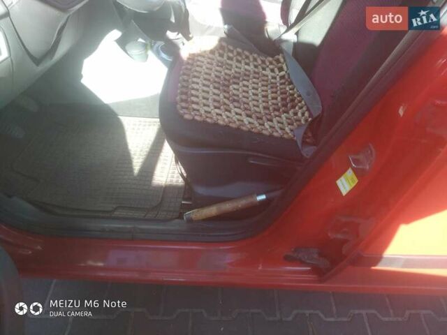 Красный Рено Модус, объемом двигателя 1.5 л и пробегом 195 тыс. км за 6100 $, фото 3 на Automoto.ua