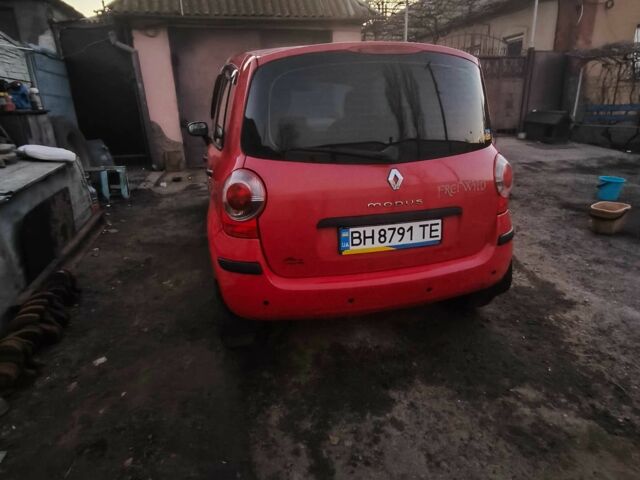 Червоний Рено Модус, об'ємом двигуна 1.1 л та пробігом 165 тис. км за 4200 $, фото 3 на Automoto.ua
