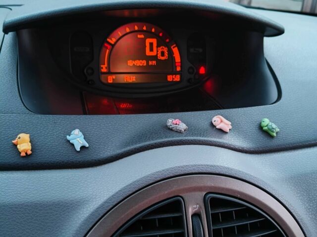 Червоний Рено Модус, об'ємом двигуна 1.1 л та пробігом 165 тис. км за 4200 $, фото 9 на Automoto.ua