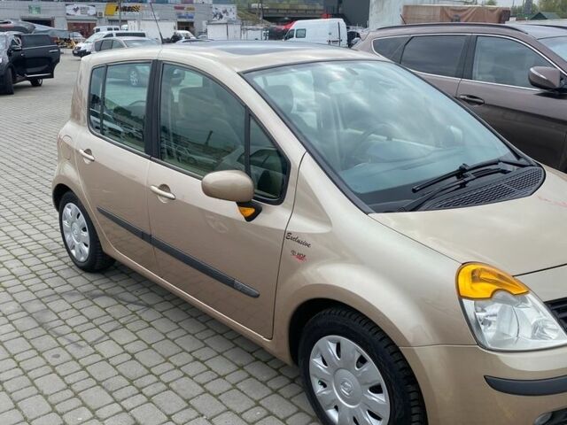 Рено Модус, объемом двигателя 1.6 л и пробегом 167 тыс. км за 3900 $, фото 6 на Automoto.ua