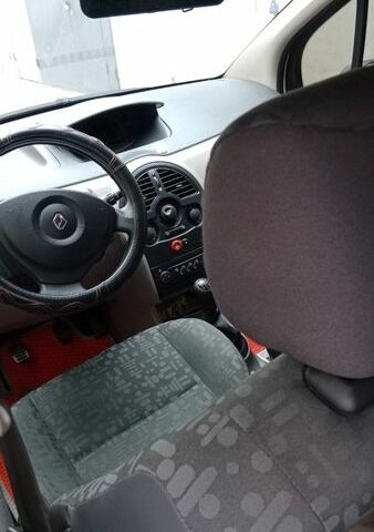 Рено Модус, объемом двигателя 1.2 л и пробегом 65 тыс. км за 3800 $, фото 6 на Automoto.ua