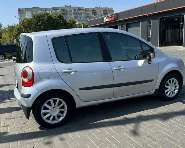 Рено Модус, объемом двигателя 1.6 л и пробегом 256 тыс. км за 4500 $, фото 4 на Automoto.ua