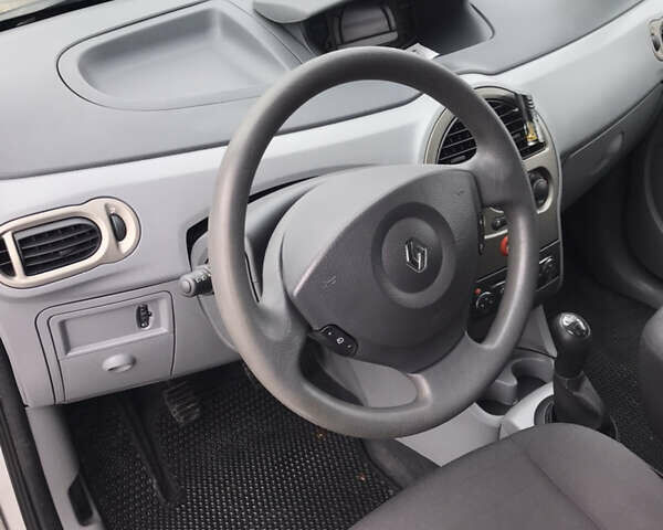 Рено Модус, объемом двигателя 1.15 л и пробегом 213 тыс. км за 3900 $, фото 11 на Automoto.ua