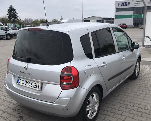 Рено Модус, объемом двигателя 1.15 л и пробегом 213 тыс. км за 3900 $, фото 4 на Automoto.ua
