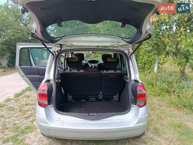 Рено Модус, объемом двигателя 1.1 л и пробегом 100 тыс. км за 4200 $, фото 7 на Automoto.ua
