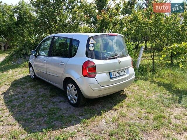 Рено Модус, объемом двигателя 1.1 л и пробегом 100 тыс. км за 4200 $, фото 2 на Automoto.ua