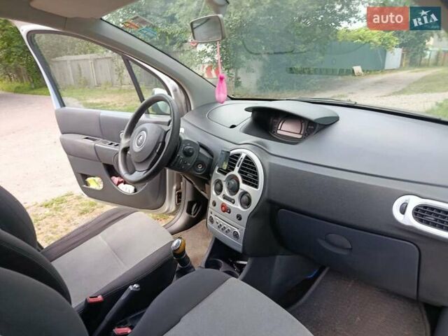 Рено Модус, объемом двигателя 1.1 л и пробегом 100 тыс. км за 4200 $, фото 11 на Automoto.ua