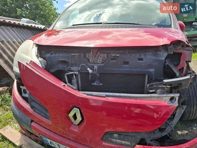 Рено Модус, объемом двигателя 1.1 л и пробегом 185 тыс. км за 1500 $, фото 2 на Automoto.ua
