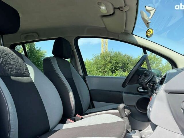 Рено Модус, об'ємом двигуна 1.5 л та пробігом 143 тис. км за 6500 $, фото 15 на Automoto.ua