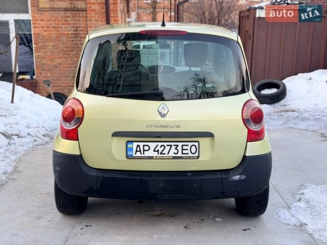 Желтый Рено Модус, объемом двигателя 1.1 л и пробегом 216 тыс. км за 4500 $, фото 18 на Automoto.ua