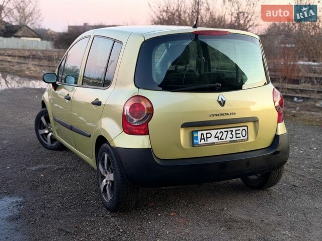 Желтый Рено Модус, объемом двигателя 1.15 л и пробегом 216 тыс. км за 4200 $, фото 16 на Automoto.ua