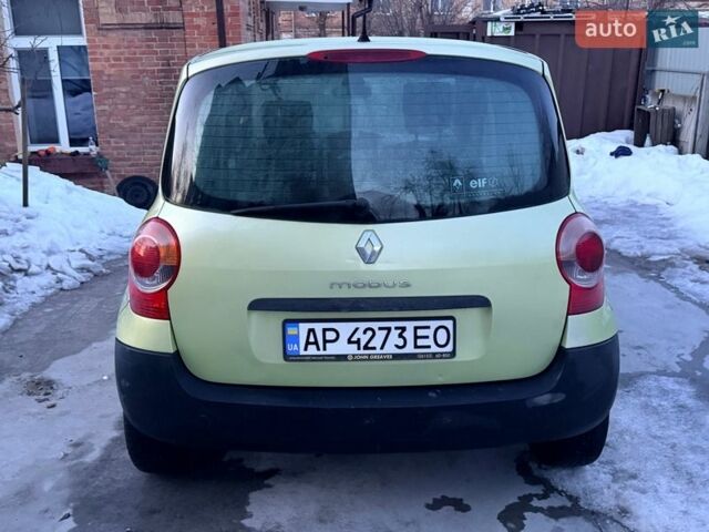 Желтый Рено Модус, объемом двигателя 1.1 л и пробегом 216 тыс. км за 4500 $, фото 9 на Automoto.ua