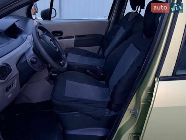 Желтый Рено Модус, объемом двигателя 1.1 л и пробегом 216 тыс. км за 4500 $, фото 4 на Automoto.ua