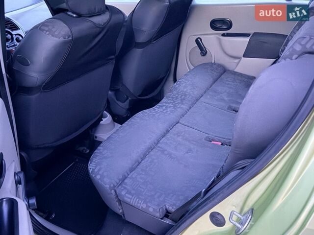 Желтый Рено Модус, объемом двигателя 1.1 л и пробегом 216 тыс. км за 4500 $, фото 7 на Automoto.ua