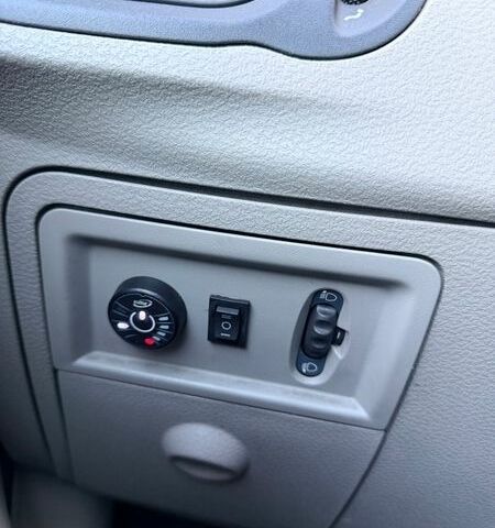 Желтый Рено Модус, объемом двигателя 1.1 л и пробегом 216 тыс. км за 4500 $, фото 19 на Automoto.ua