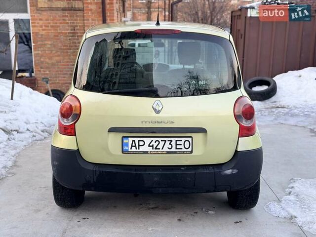 Желтый Рено Модус, объемом двигателя 1.1 л и пробегом 216 тыс. км за 4500 $, фото 5 на Automoto.ua