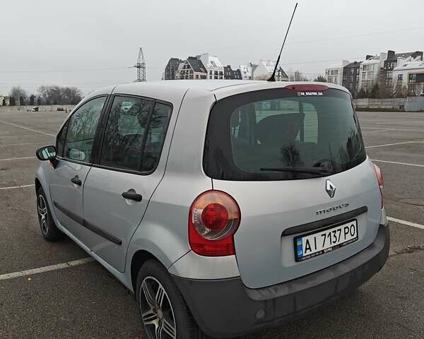 Серый Рено Модус, объемом двигателя 1.39 л и пробегом 160 тыс. км за 4500 $, фото 6 на Automoto.ua