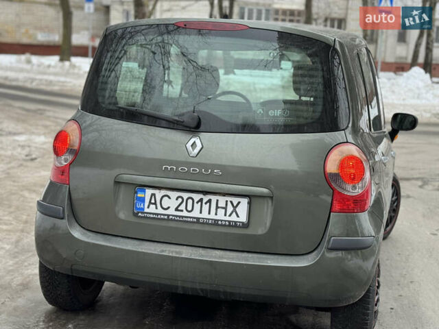 Серый Рено Модус, объемом двигателя 1.6 л и пробегом 170 тыс. км за 4650 $, фото 4 на Automoto.ua