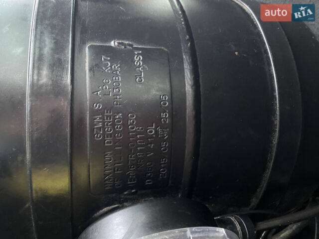 Серый Рено Модус, объемом двигателя 1.6 л и пробегом 203 тыс. км за 4500 $, фото 18 на Automoto.ua