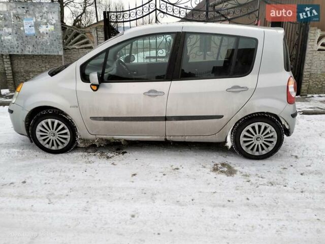 Сірий Рено Модус, об'ємом двигуна 1.2 л та пробігом 200 тис. км за 4300 $, фото 2 на Automoto.ua