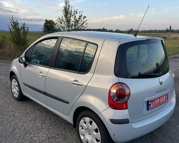 Сірий Рено Модус, об'ємом двигуна 1.6 л та пробігом 21 тис. км за 6200 $, фото 10 на Automoto.ua