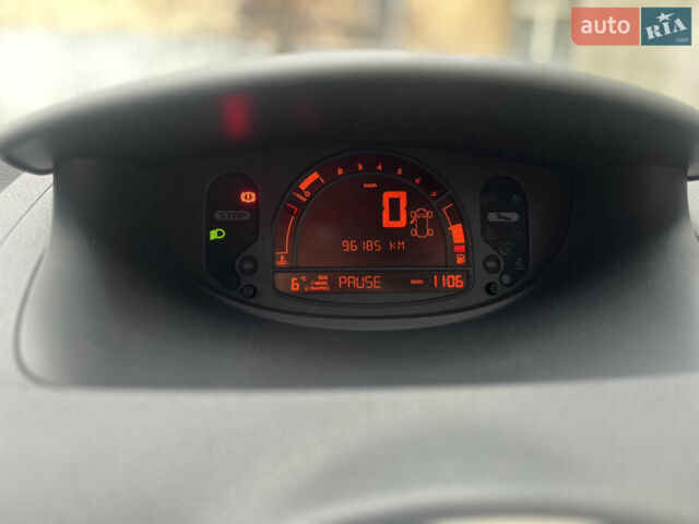 Серый Рено Модус, объемом двигателя 1.15 л и пробегом 96 тыс. км за 4400 $, фото 2 на Automoto.ua