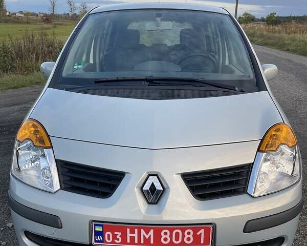 Сірий Рено Модус, об'ємом двигуна 1.6 л та пробігом 21 тис. км за 6200 $, фото 4 на Automoto.ua