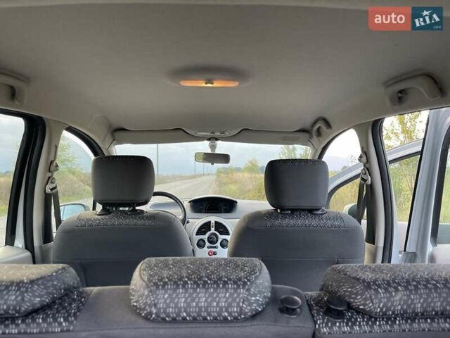Сірий Рено Модус, об'ємом двигуна 1.6 л та пробігом 21 тис. км за 6200 $, фото 22 на Automoto.ua