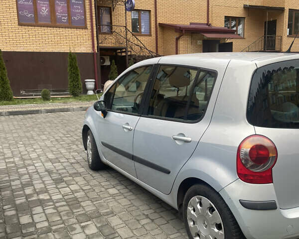 Серый Рено Модус, объемом двигателя 1.6 л и пробегом 240 тыс. км за 4000 $, фото 1 на Automoto.ua