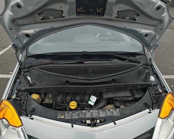 Серый Рено Модус, объемом двигателя 1.39 л и пробегом 160 тыс. км за 4500 $, фото 13 на Automoto.ua