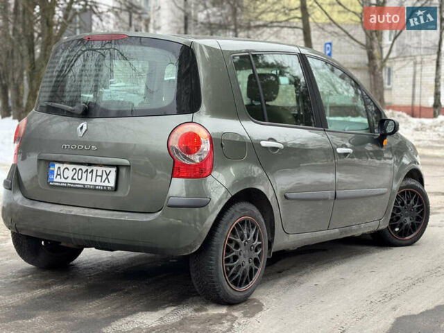 Серый Рено Модус, объемом двигателя 1.6 л и пробегом 170 тыс. км за 4650 $, фото 5 на Automoto.ua