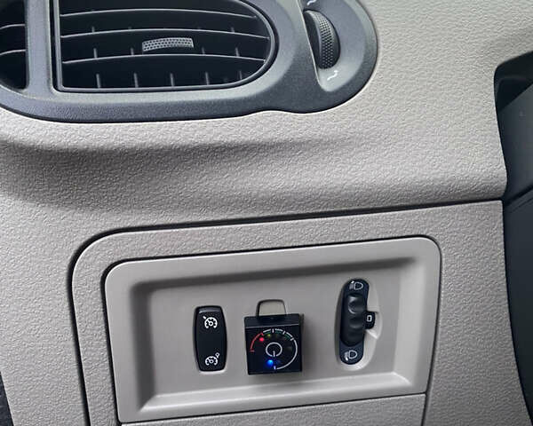 Сірий Рено Модус, об'ємом двигуна 1.6 л та пробігом 203 тис. км за 4500 $, фото 17 на Automoto.ua