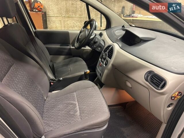 Серый Рено Модус, объемом двигателя 1.2 л и пробегом 260 тыс. км за 4300 $, фото 10 на Automoto.ua