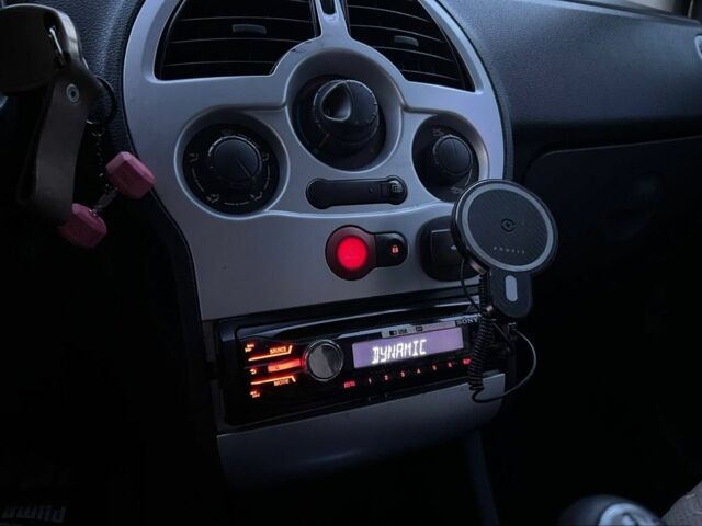 Сірий Рено Модус, об'ємом двигуна 1.1 л та пробігом 210 тис. км за 3699 $, фото 13 на Automoto.ua
