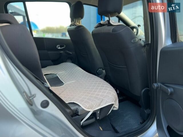 Серый Рено Модус, объемом двигателя 1.2 л и пробегом 210 тыс. км за 3850 $, фото 23 на Automoto.ua