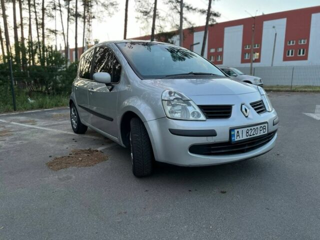 Сірий Рено Модус, об'ємом двигуна 1.1 л та пробігом 210 тис. км за 3699 $, фото 2 на Automoto.ua
