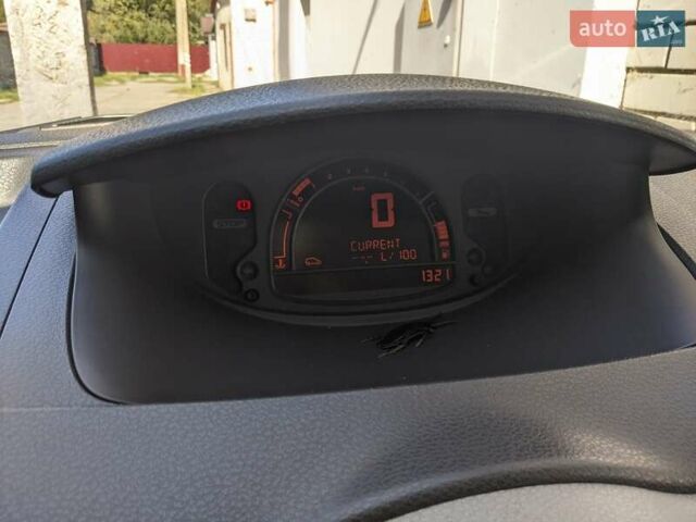 Серый Рено Модус, объемом двигателя 1.1 л и пробегом 170 тыс. км за 3800 $, фото 26 на Automoto.ua