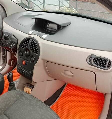 Сірий Рено Модус, об'ємом двигуна 1.1 л та пробігом 63 тис. км за 4300 $, фото 21 на Automoto.ua