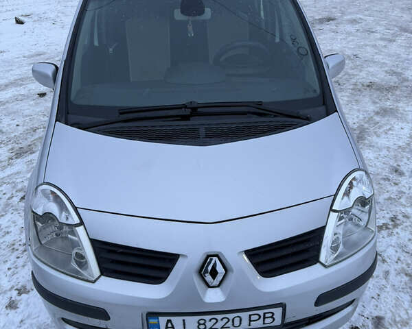 Серый Рено Модус, объемом двигателя 1.2 л и пробегом 210 тыс. км за 4100 $, фото 2 на Automoto.ua