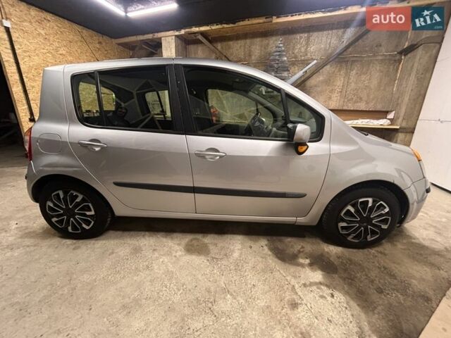 Серый Рено Модус, объемом двигателя 1.2 л и пробегом 260 тыс. км за 4300 $, фото 8 на Automoto.ua