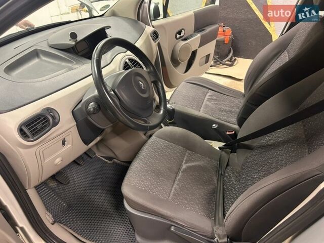 Серый Рено Модус, объемом двигателя 1.2 л и пробегом 260 тыс. км за 4300 $, фото 19 на Automoto.ua