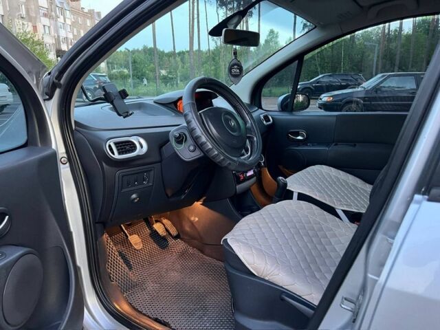 Сірий Рено Модус, об'ємом двигуна 1.1 л та пробігом 210 тис. км за 3699 $, фото 8 на Automoto.ua