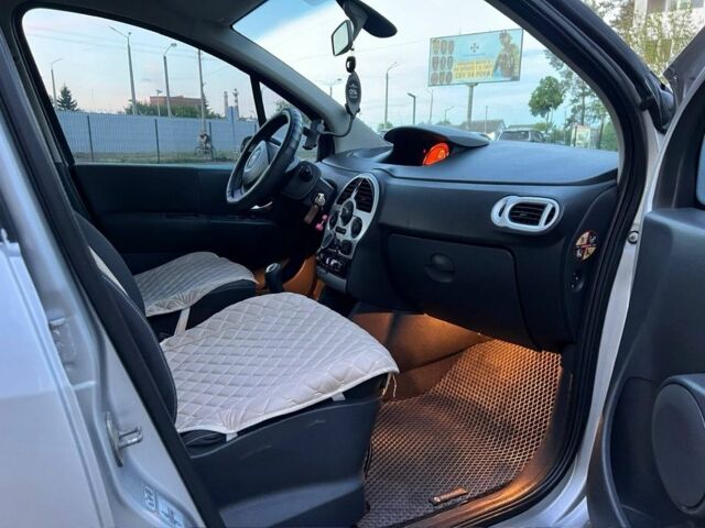 Сірий Рено Модус, об'ємом двигуна 1.1 л та пробігом 210 тис. км за 3699 $, фото 18 на Automoto.ua