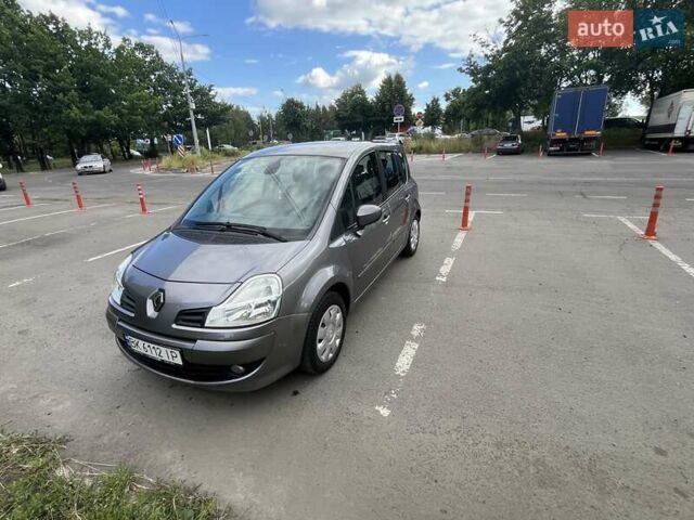 Серый Рено Модус, объемом двигателя 1.6 л и пробегом 142 тыс. км за 5800 $, фото 55 на Automoto.ua