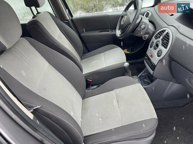 Сірий Рено Модус, об'ємом двигуна 1.6 л та пробігом 240 тис. км за 4600 $, фото 18 на Automoto.ua