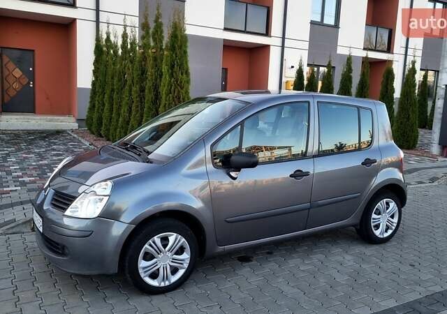 Серый Рено Модус, объемом двигателя 1.15 л и пробегом 212 тыс. км за 3750 $, фото 43 на Automoto.ua